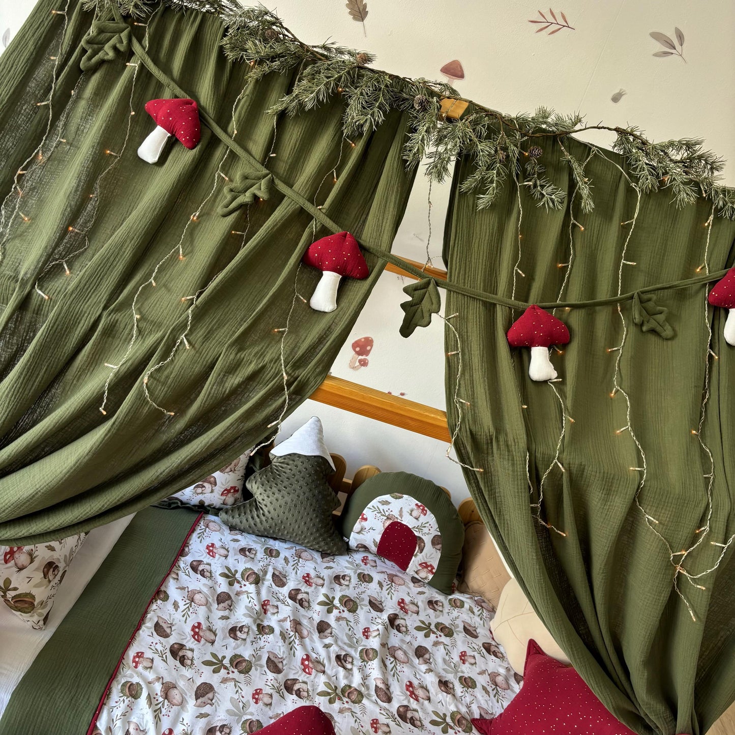 Boho cotton muslin garland , Nursery garland with mushrooms