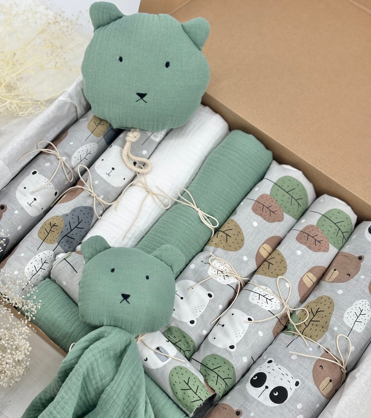 Baby box pink marble packed eco-friendly,Baby Shower Gift,Gift for new parent, Christmas gift
