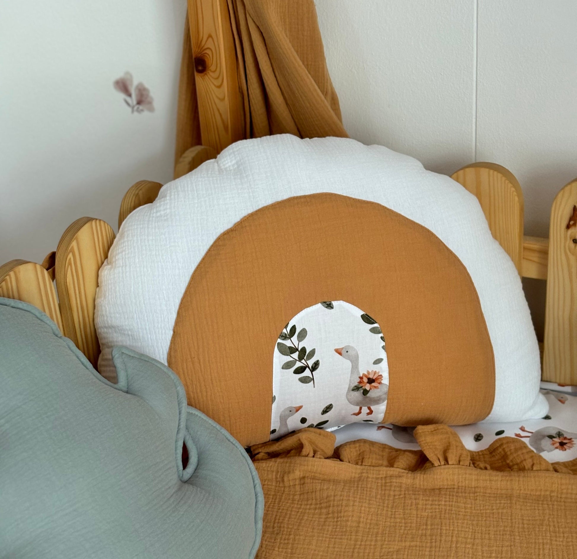 Kids Decorative Duck Pillow, Kids Room Decor Cushion with ruffles