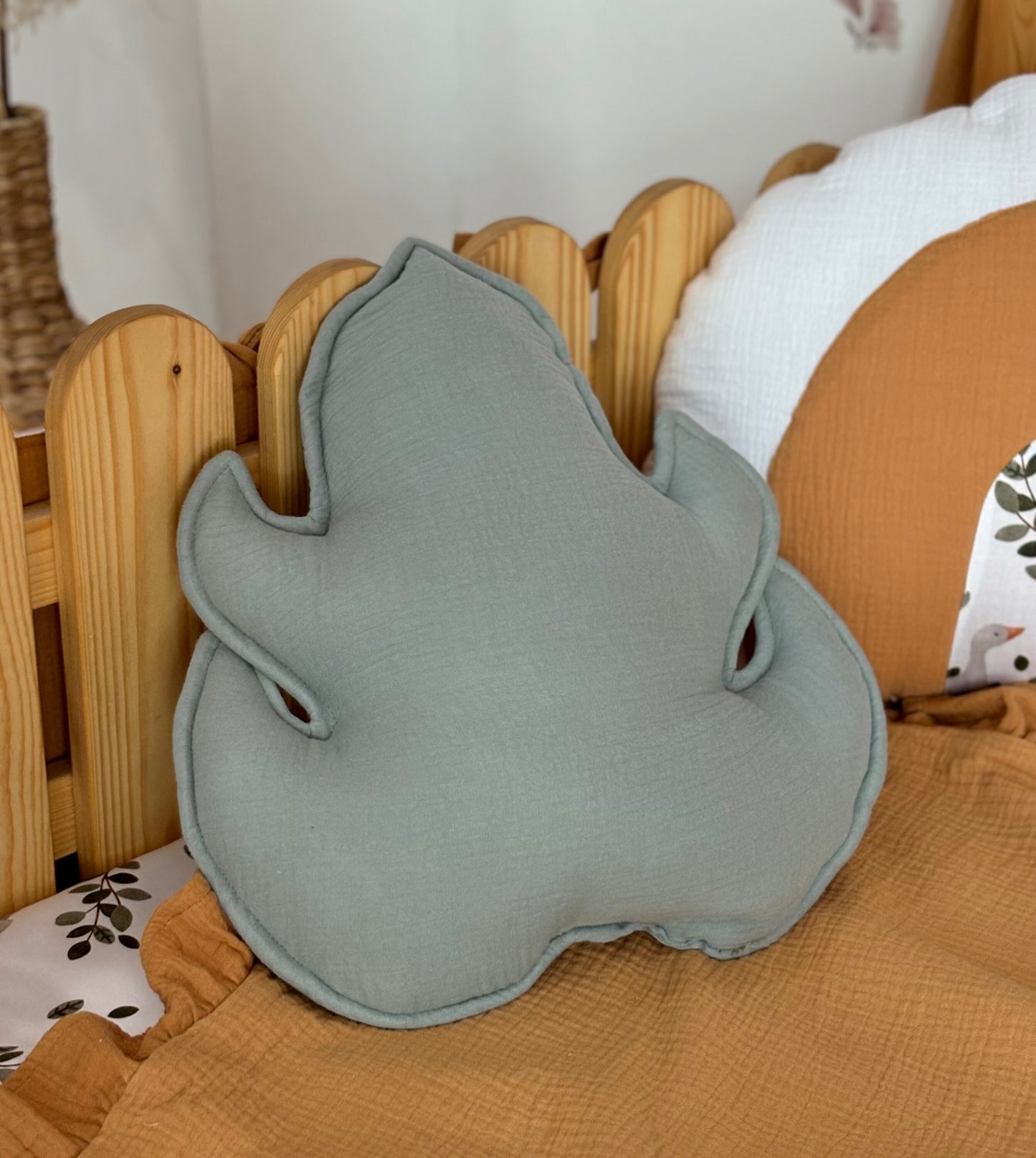 Kids Decorative Duck Pillow, Kids Room Decor Cushion with ruffles